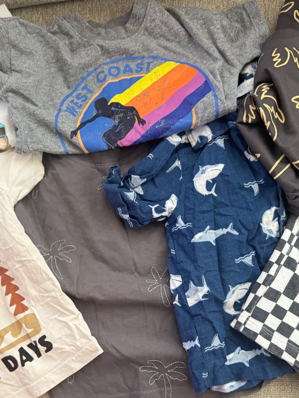 Boys 2T Bundle Surf Tees 8 pieces - Picture 2 of 9